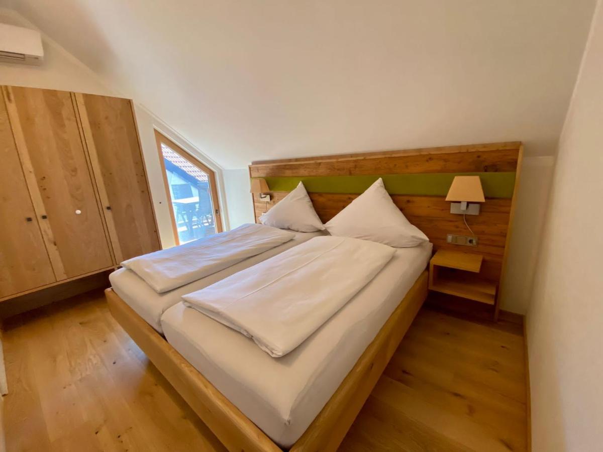 Gut Schwarz-N Hof Ferienwohnungen Bad Griesbach  Exteriör bild