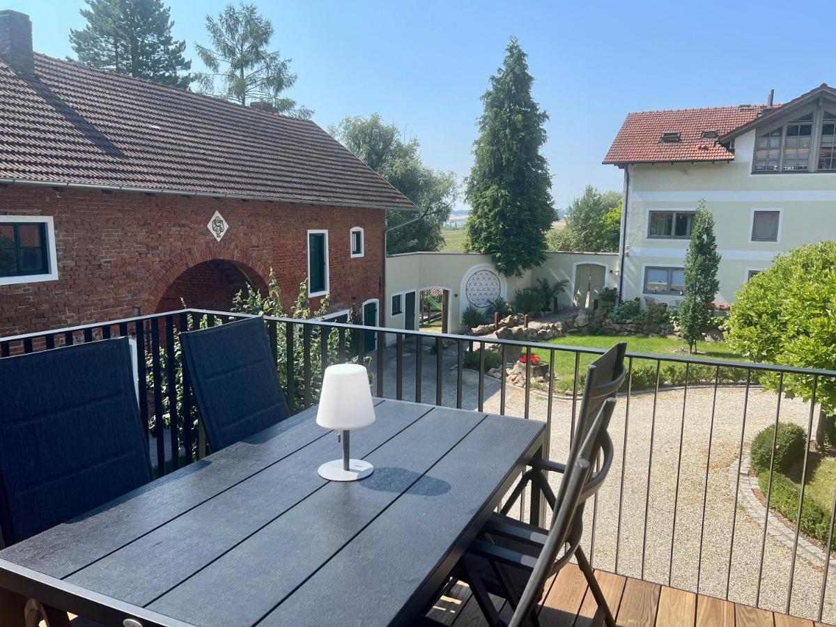 Gut Schwarz-N Hof Ferienwohnungen Bad Griesbach  Exteriör bild
