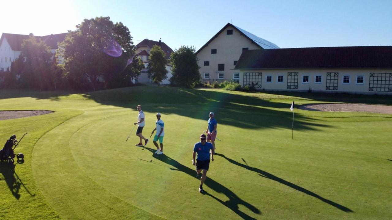 Gut Schwarz-N Hof Ferienwohnungen Bad Griesbach  Exteriör bild